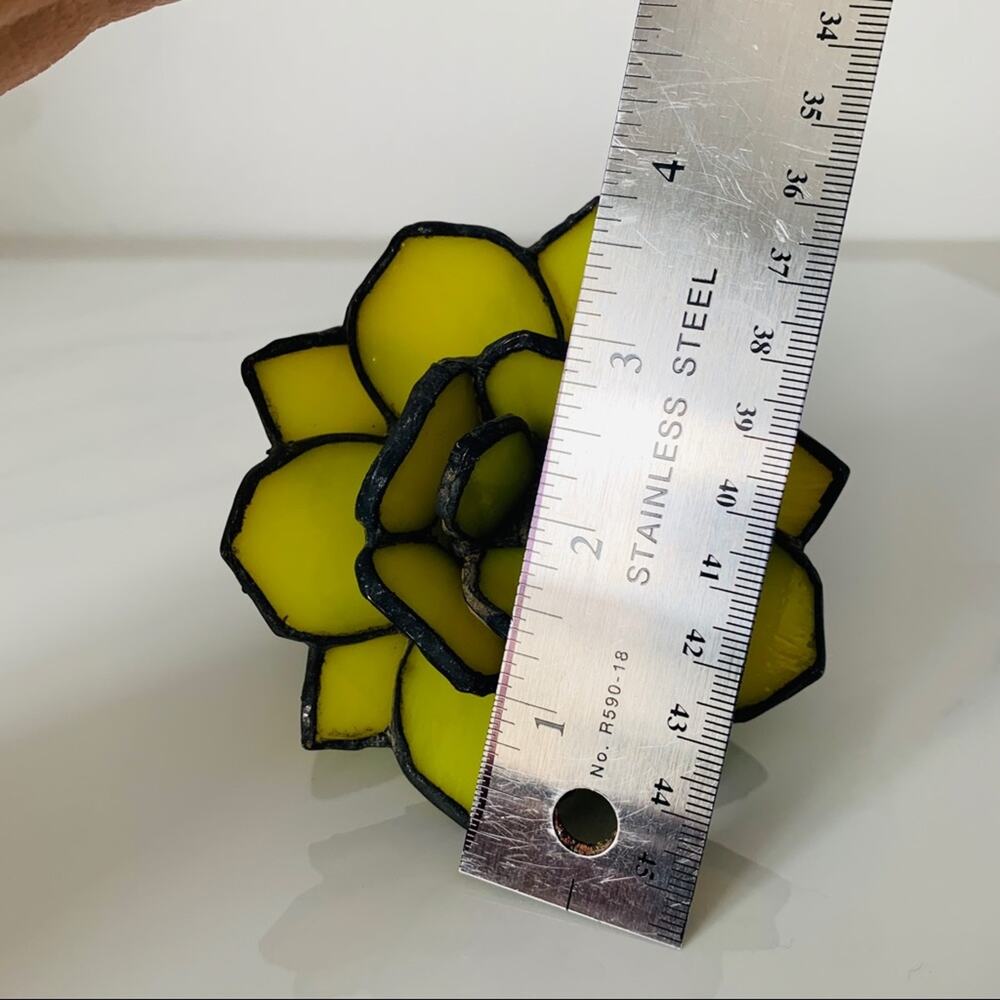 Vintage 3D Stained Glass Rose - Picture 8 of 9